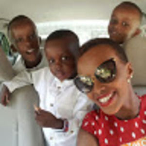 Meet your Posher, Elodie